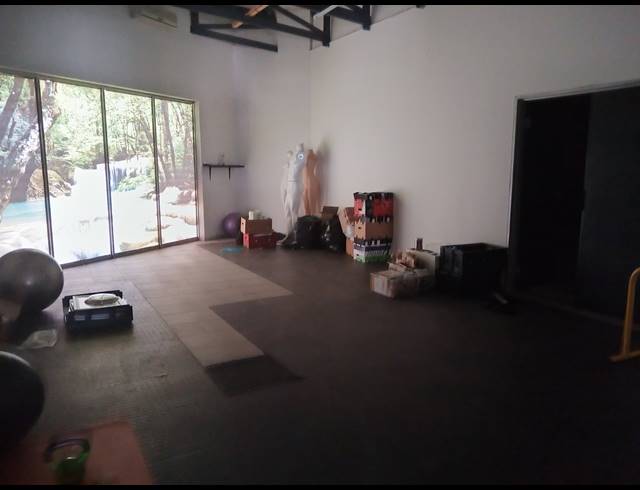 719M² RETAIL TO LET IN WEST ACRES EXT 14